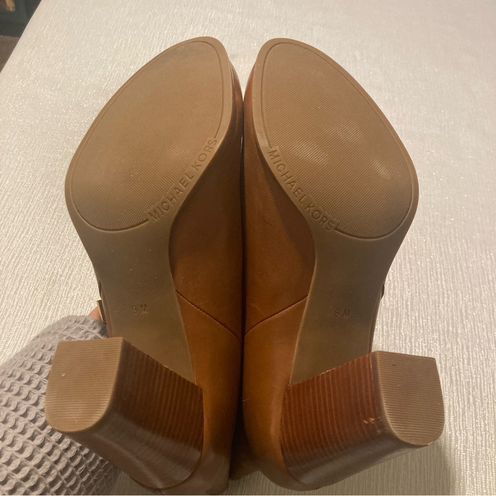Michael Kors Frenchie Flex Leather Boots Chestnut Brown with Gold Zipper - Picture 5 of 7